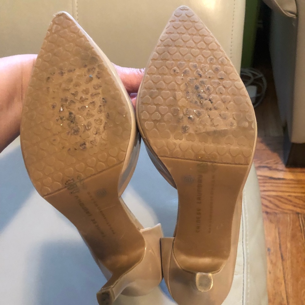 Shoes - Picture 4 of 5